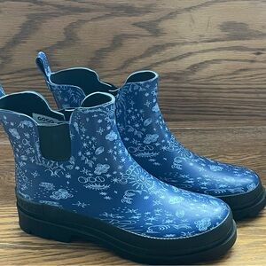GOGO Women’s Rain Boots Ankle Garden Boots Celestial Blue Size 7